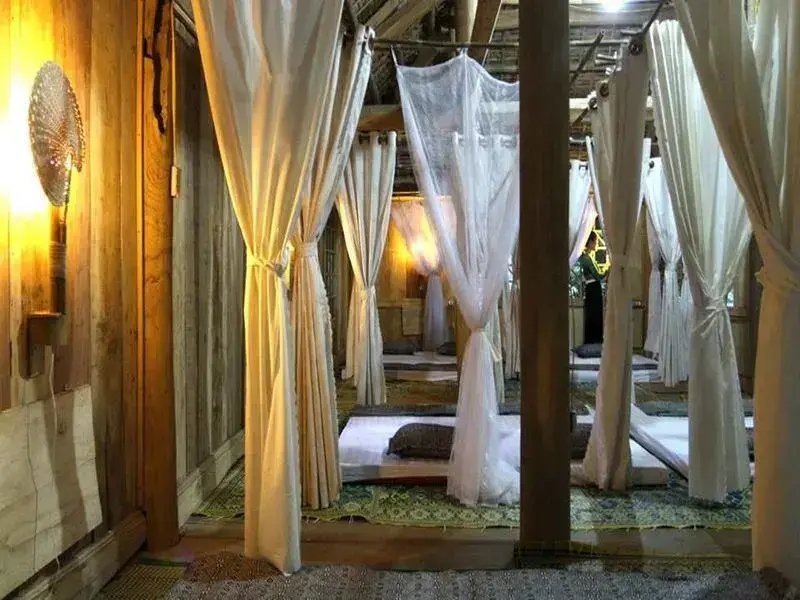 Маи-Чау: Hoa Ban Stilt House