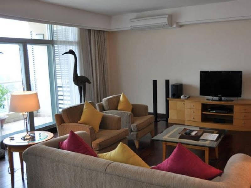Indochine Park Tower Serviced Apartment — фото 1