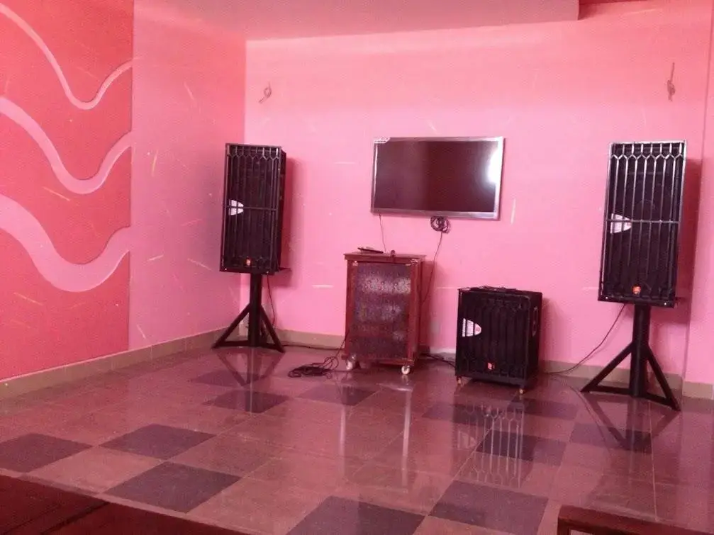 Да-Хуоай: Hong Thai Hotel Bao Loc