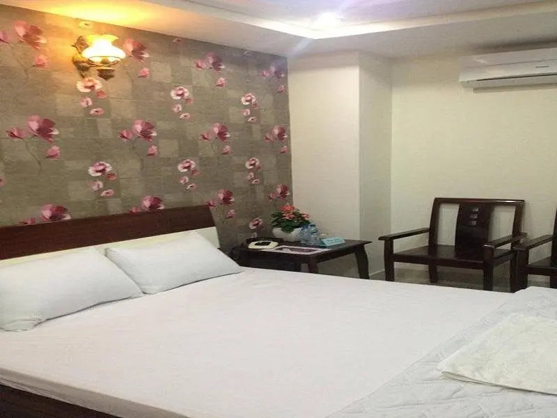 Хошимин: Quang Huy Hotel