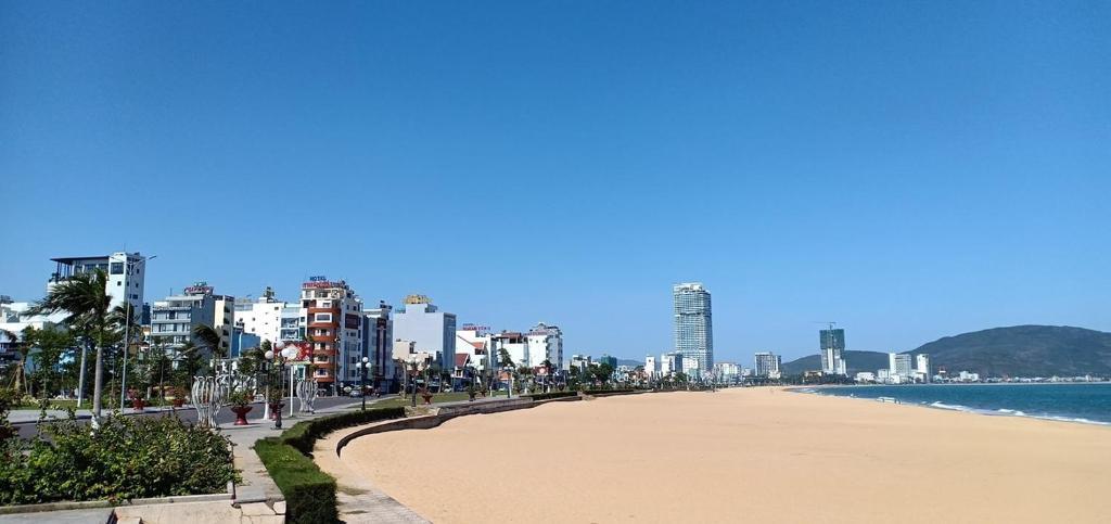 Куинён: Hotel Thien Hai