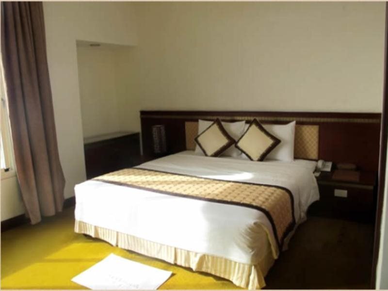 Хаулок: Hoa Hong Hotel