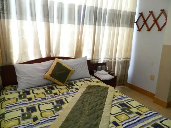 Хошимин: Lyna Hotel