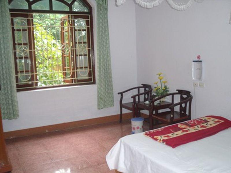 Нгок Куанг: Hoang Linh Hotel