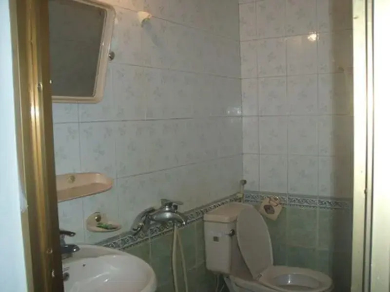Нгок Куанг: Hoang Linh Hotel