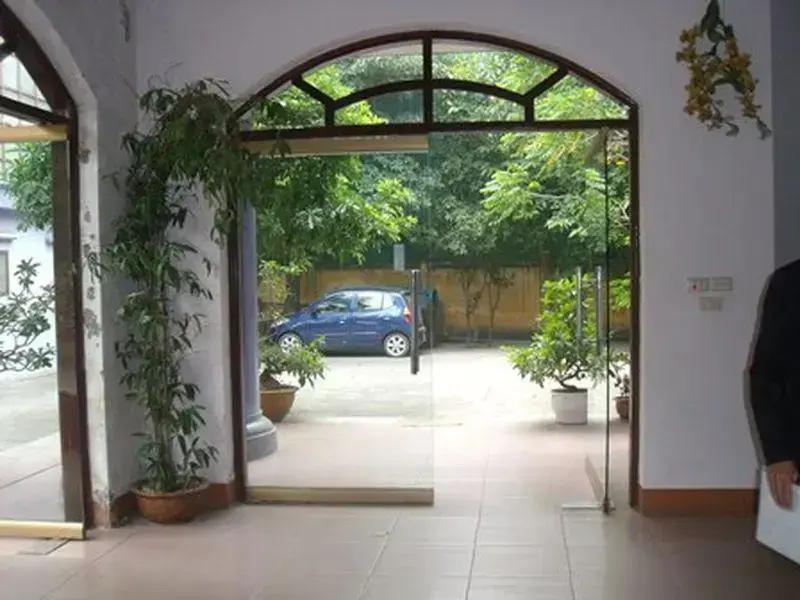 Нгок Куанг: Hoang Linh Hotel
