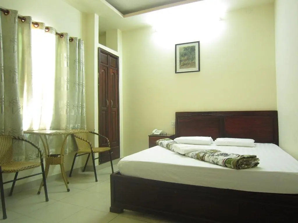 Хошимин: Van Luu Hotel