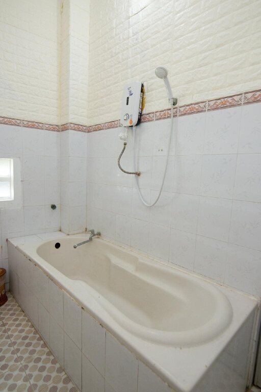 Куинён: Hung Dong Hotel
