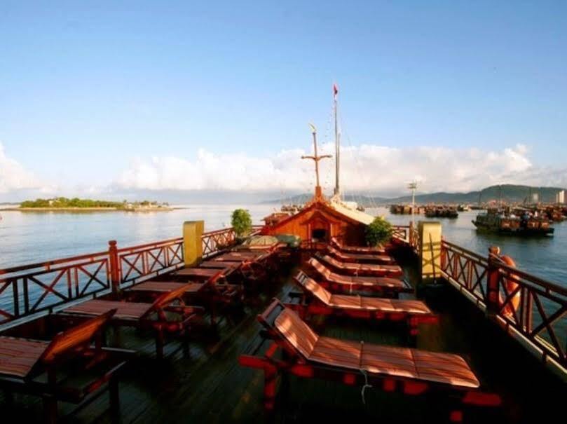 Халонг: Halong Sails Cruise