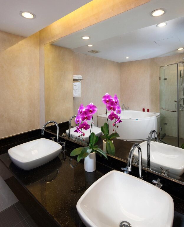 Ханой: Elegant Suites Westlake Serviced Apartment
