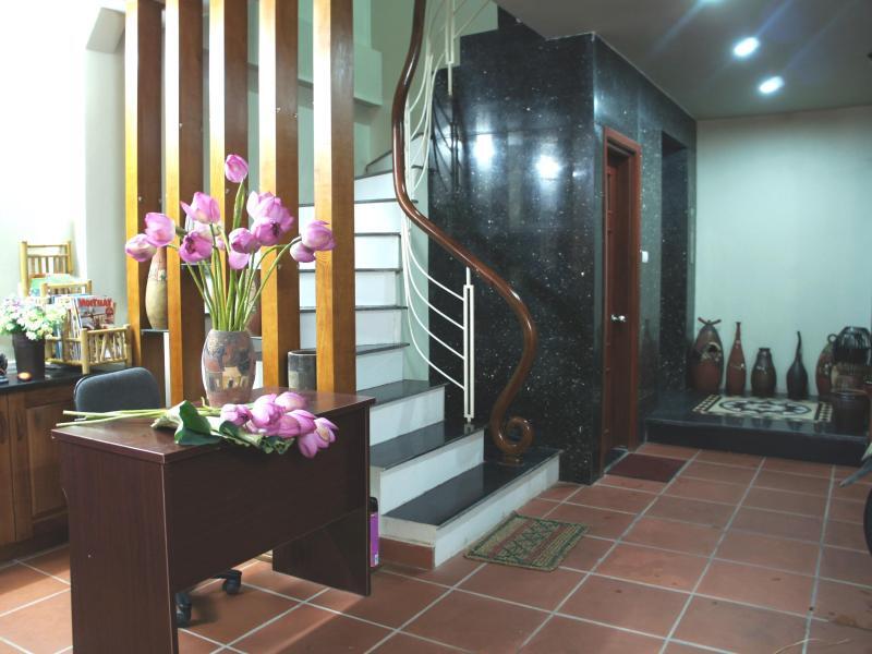 Ханой: Legenda Tay Ho Apartment