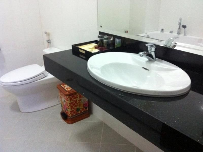 Нгок Куанг: Dong Phong Hotel