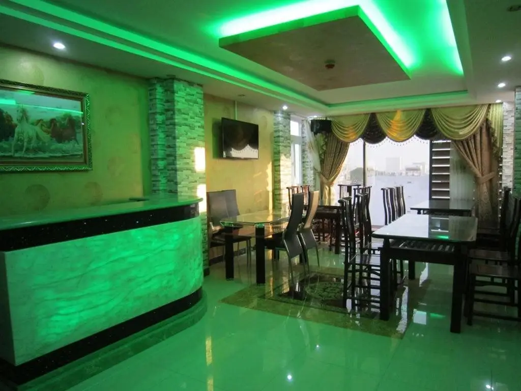 Хошимин: Sen Vang Hotel