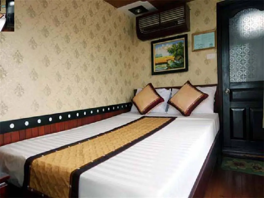 Халонг: Bien Ngoc 22 Cruise