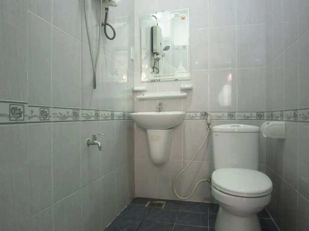 Хошимин: Hotel Cao Son