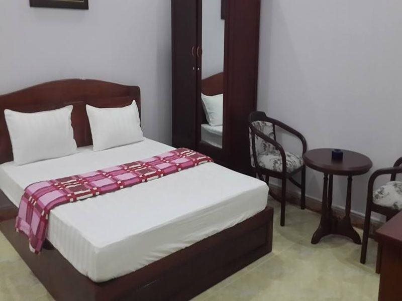 Ди Ан: Hang Hoa Hotel