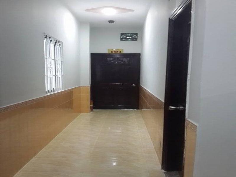 Ди Ан: Hang Hoa Hotel