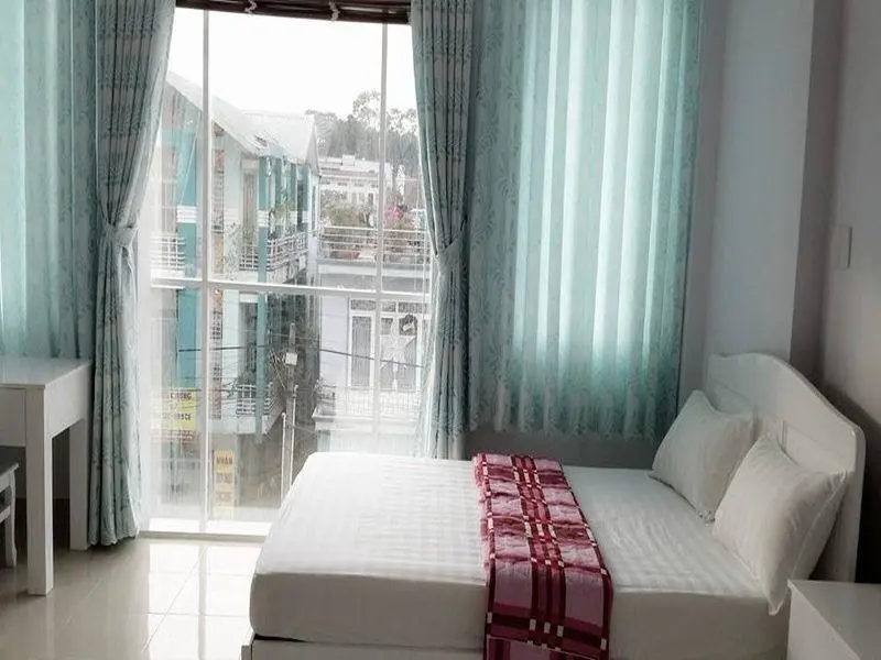 Ди Ан: Hang Hoa Hotel