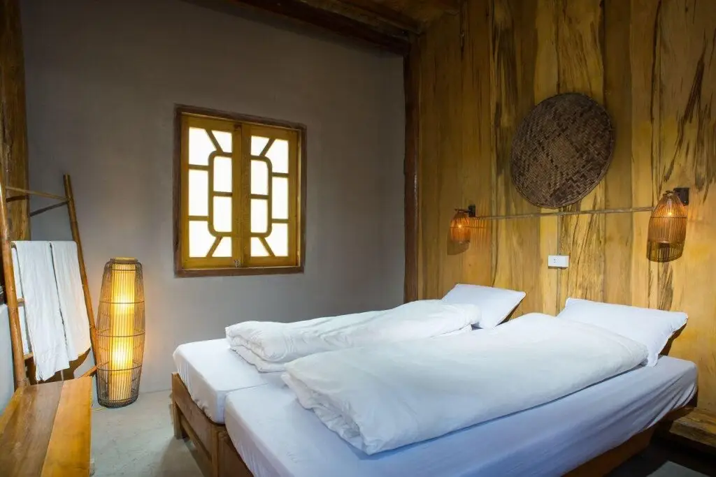 Шапа: Topas Riverside Lodge