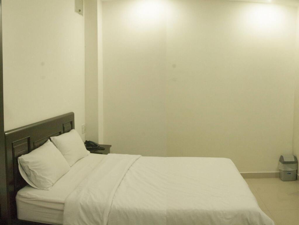 Далат: Levis Hotel