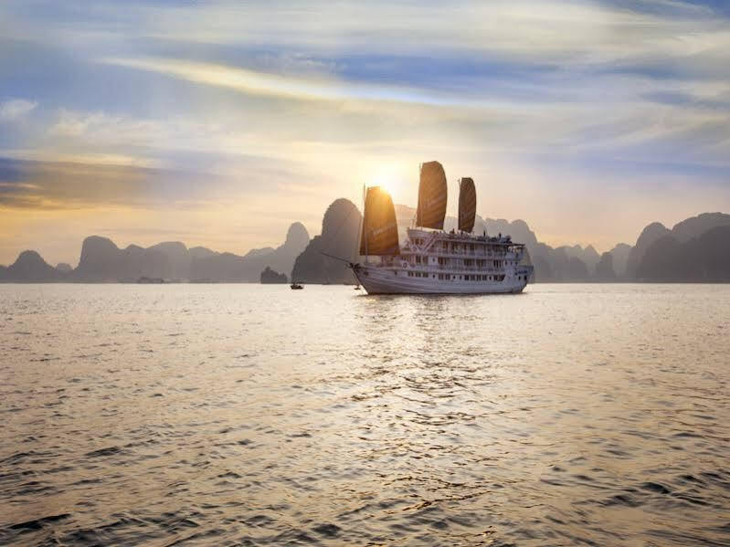 Халонг: Aphrodite Cruises