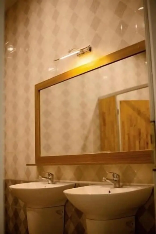 Буонматхуот: The Highland House