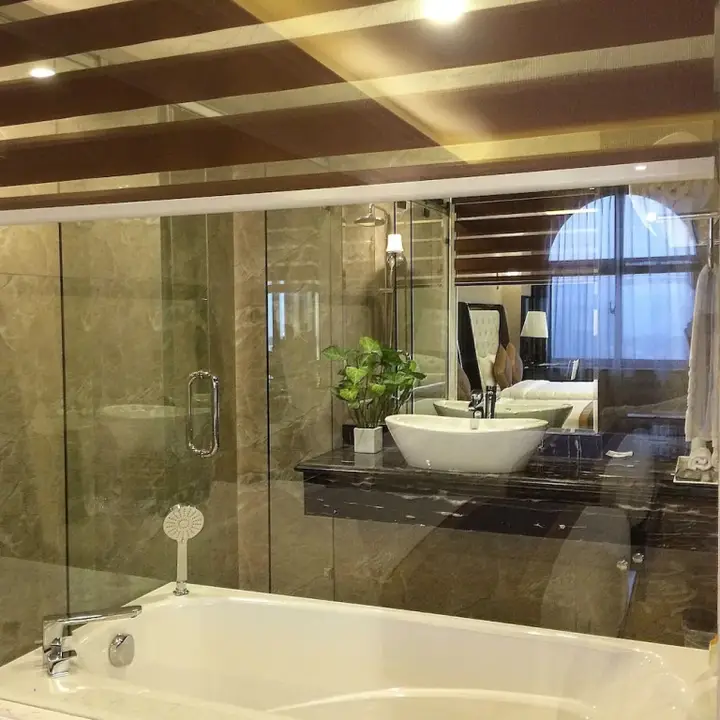 Халонг: Galaxy Halong Hotel