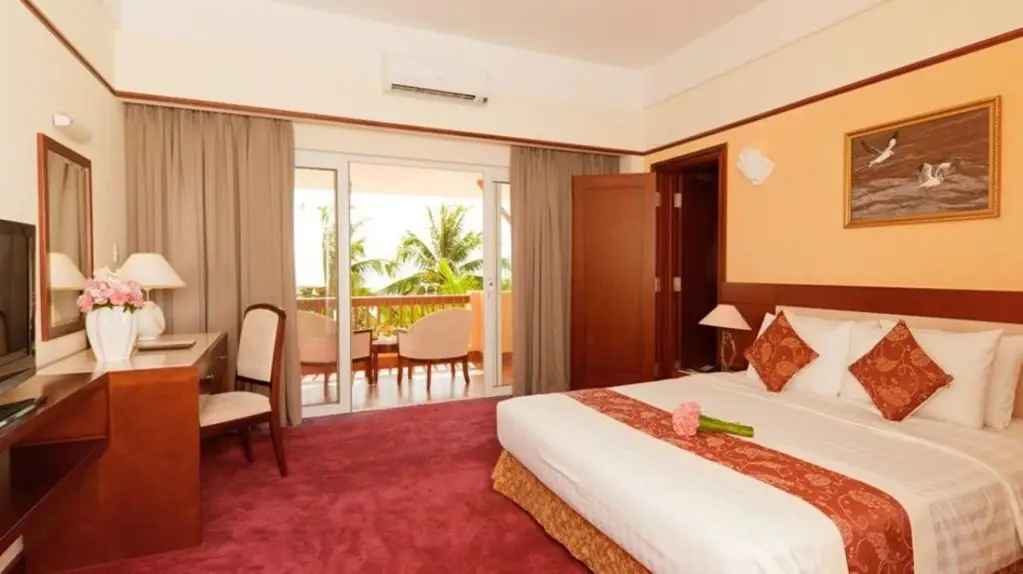 Хатин: Hon Trem Resort & Spa