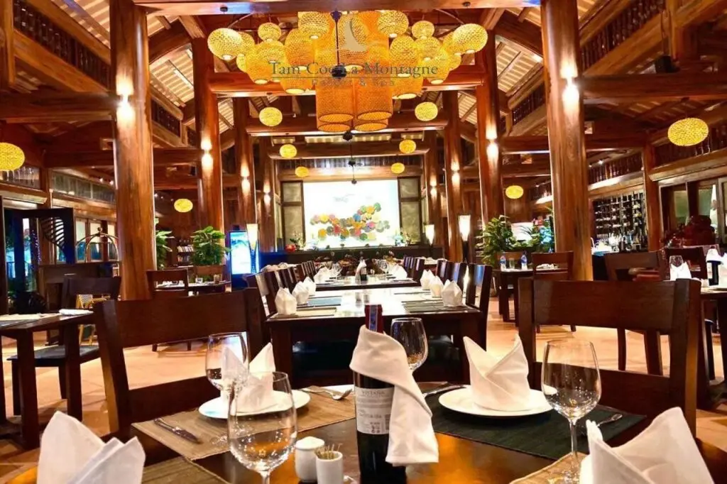 Хоа Лу: Tam Coc La Montagne Resort & Spa