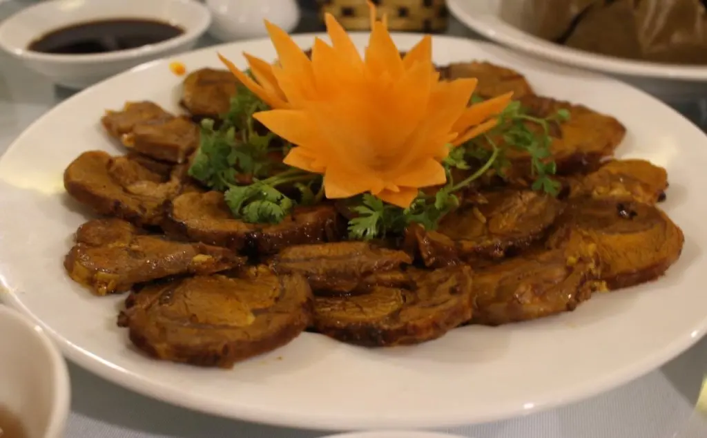 Кон Куонг: Muong Thanh Holiday Con Cuong