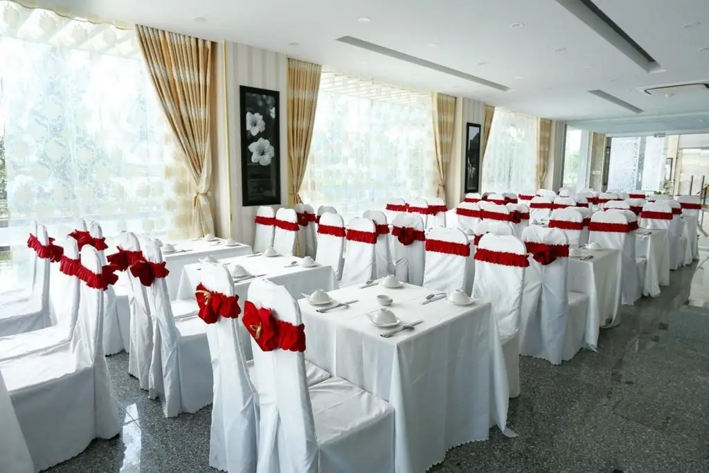 Бакльеу: New Palace Bac Lieu Hotel