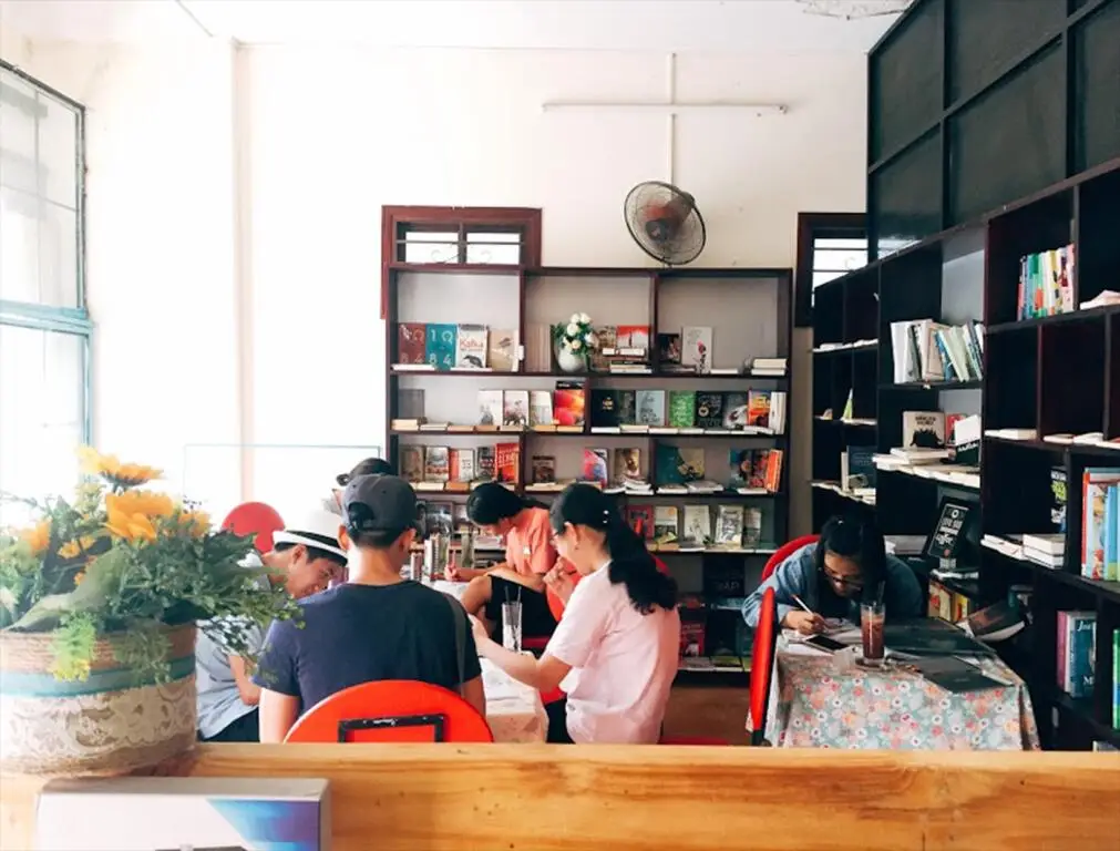 Дананг: Bookaholic Hostel