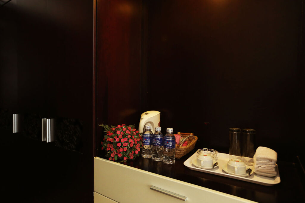 Хюэ: La Lanette Hotel Hue