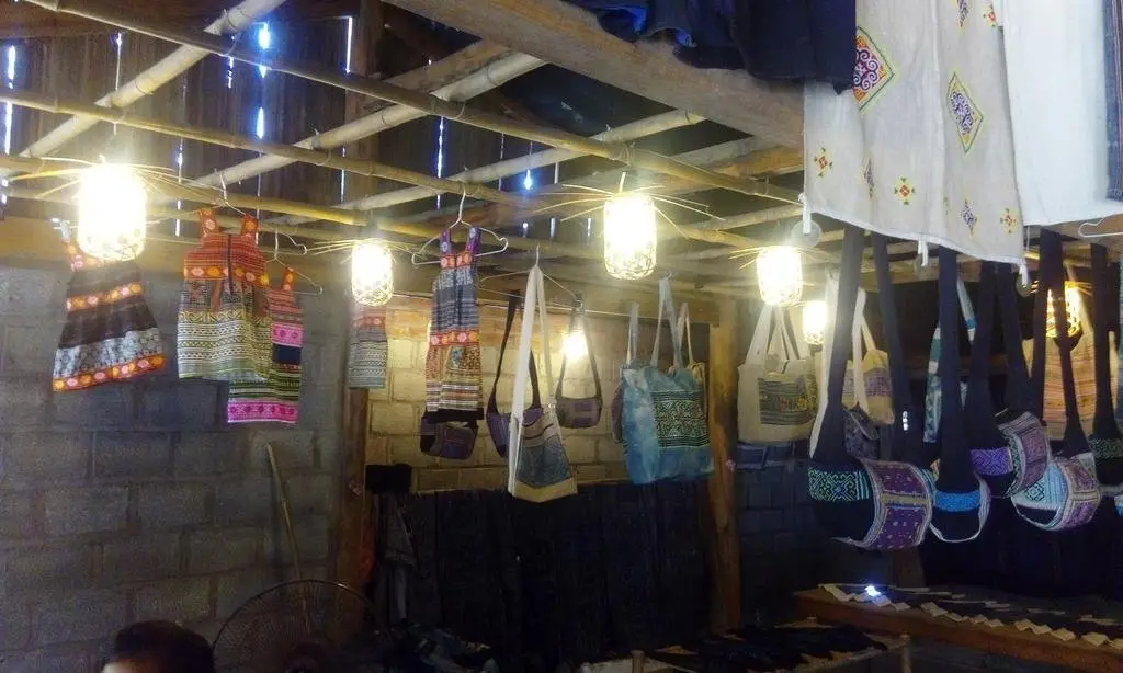 Шапа: Lolos Homestay