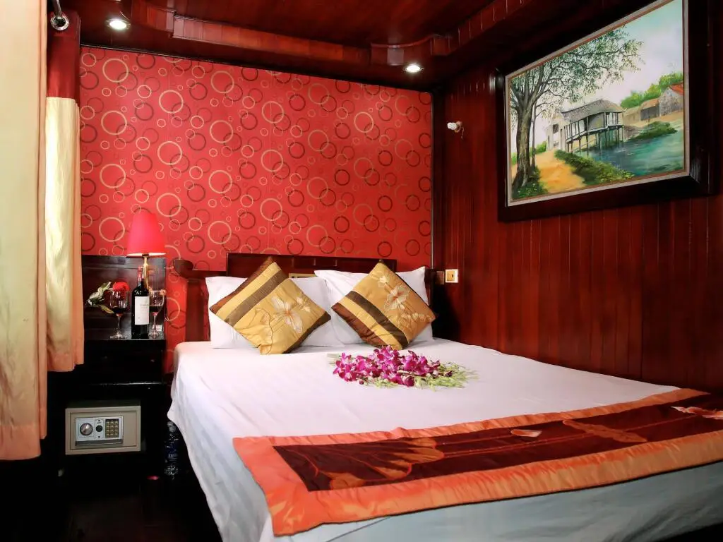 Halong Dragon Cruise — фото 1