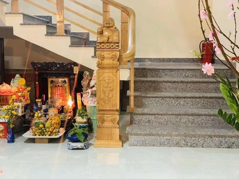 Хаулок: Nha Nghi Tung Long