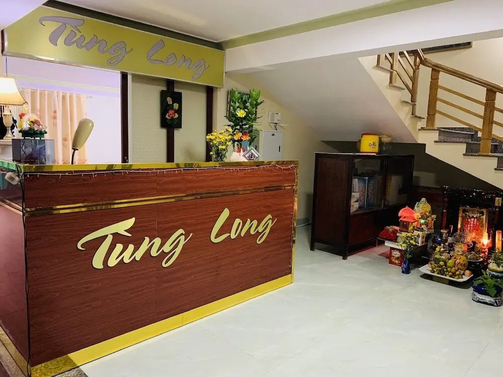 Хаулок: Nha Nghi Tung Long