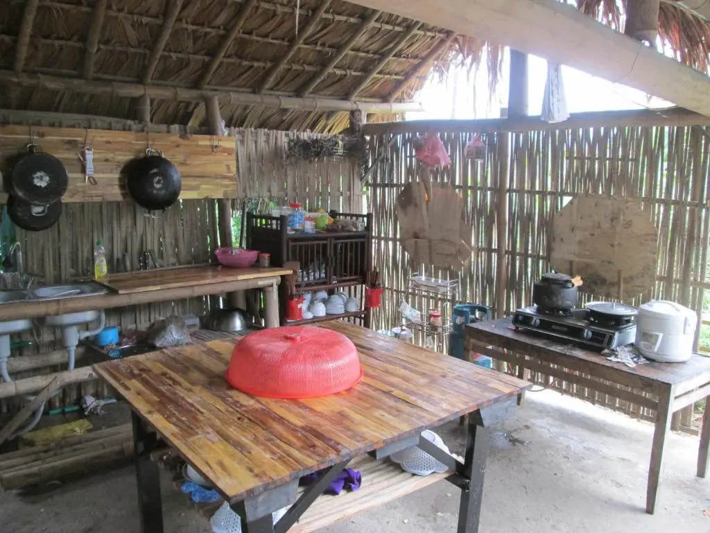Хазянг: Dong Que Homestay-Tours-Motorbike, Car rental, Hiking