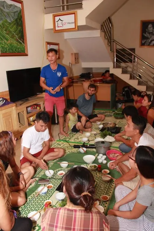Хазянг: QT Hostel