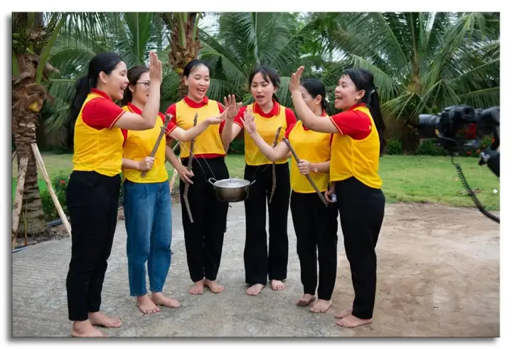 Суен Мок: Huong Tuyet Motel