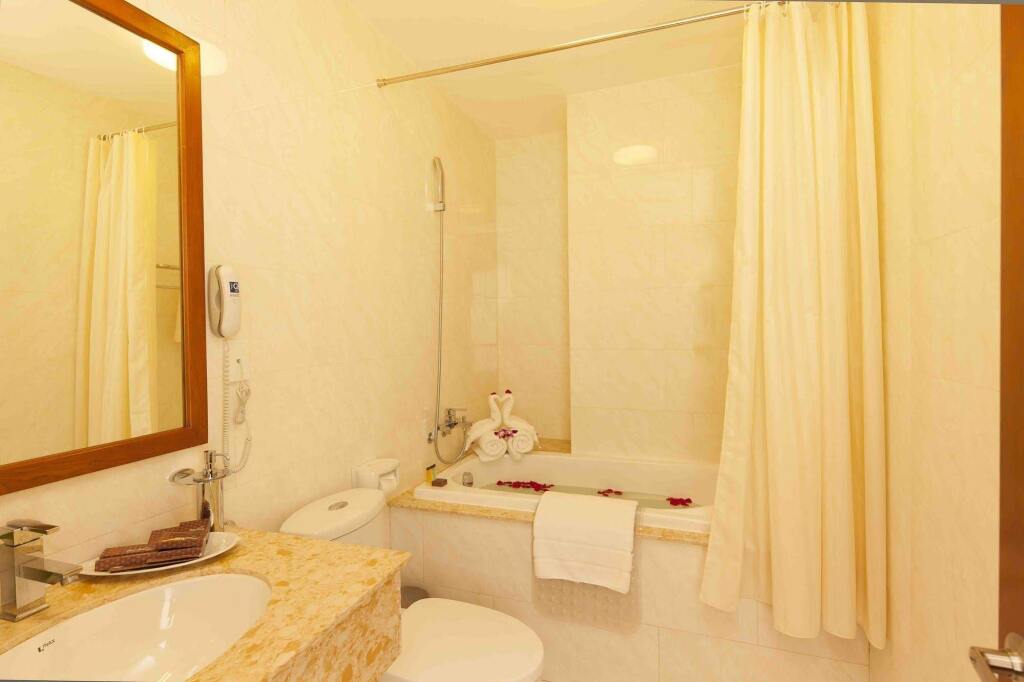 Хошимин: TTC Hotel Deluxe Tan Binh