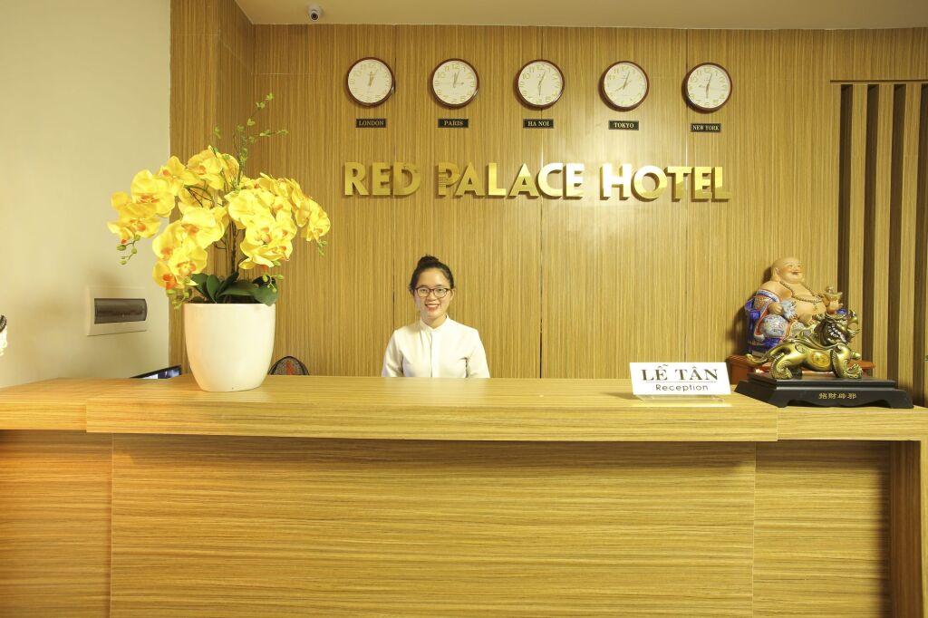 Red Palace Hotel — фото 1