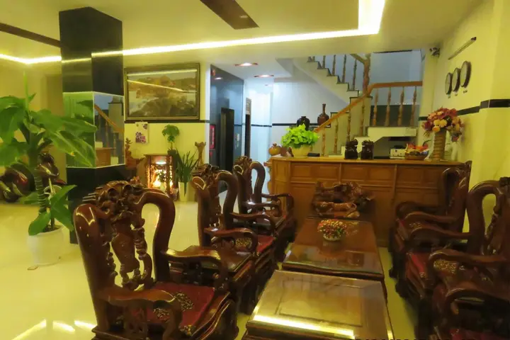Туй-Хоа: Tien Phat Hotel