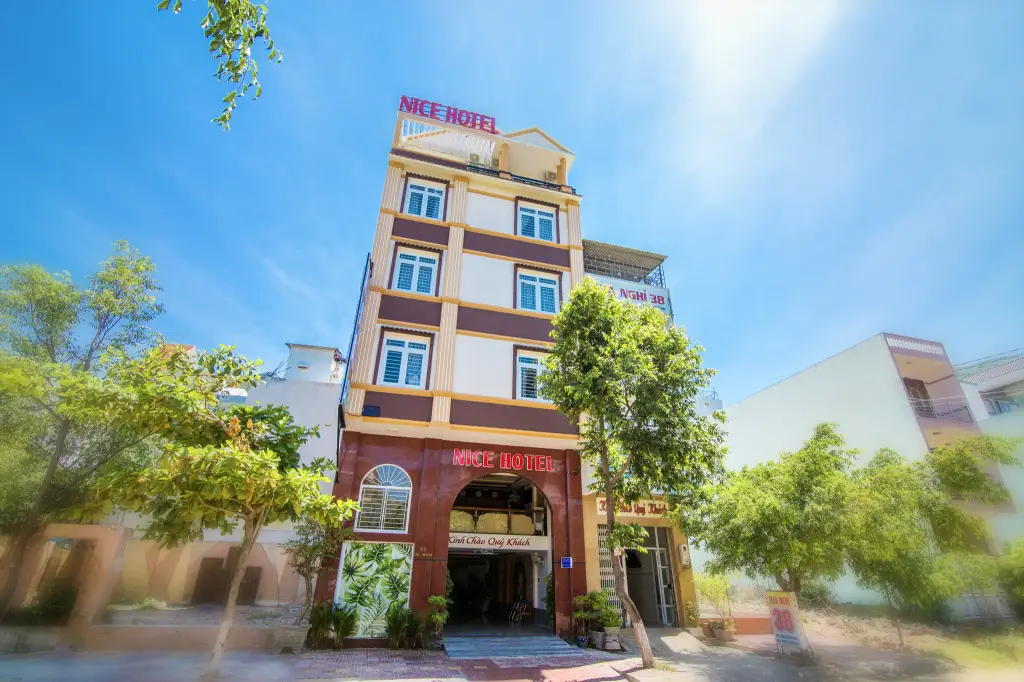 Куинён: Nice Hotel