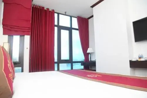 Халонг: Sen Ha Long Hotel