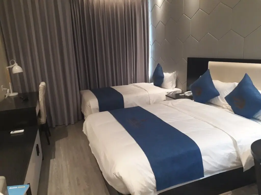 Бакнинь: Phoenix International Hotel - Phu Son Resort