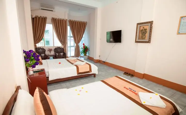 Халонг: Halong Lucky Hotel