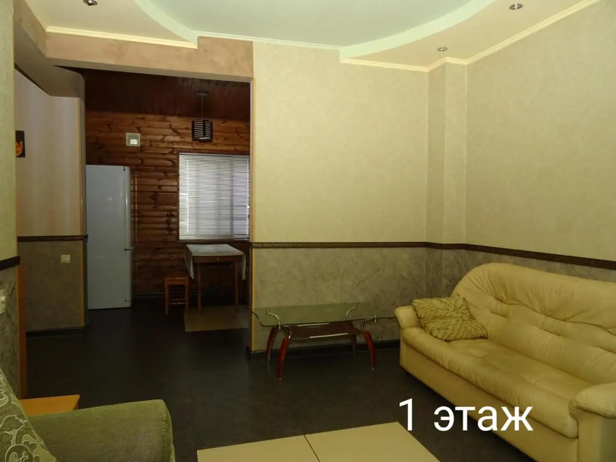 Адлер: Guest House Mirny с бассейном
