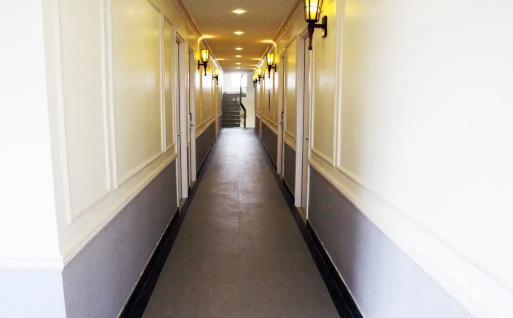 Lighthouse Hotel & Cafe — фото 1
