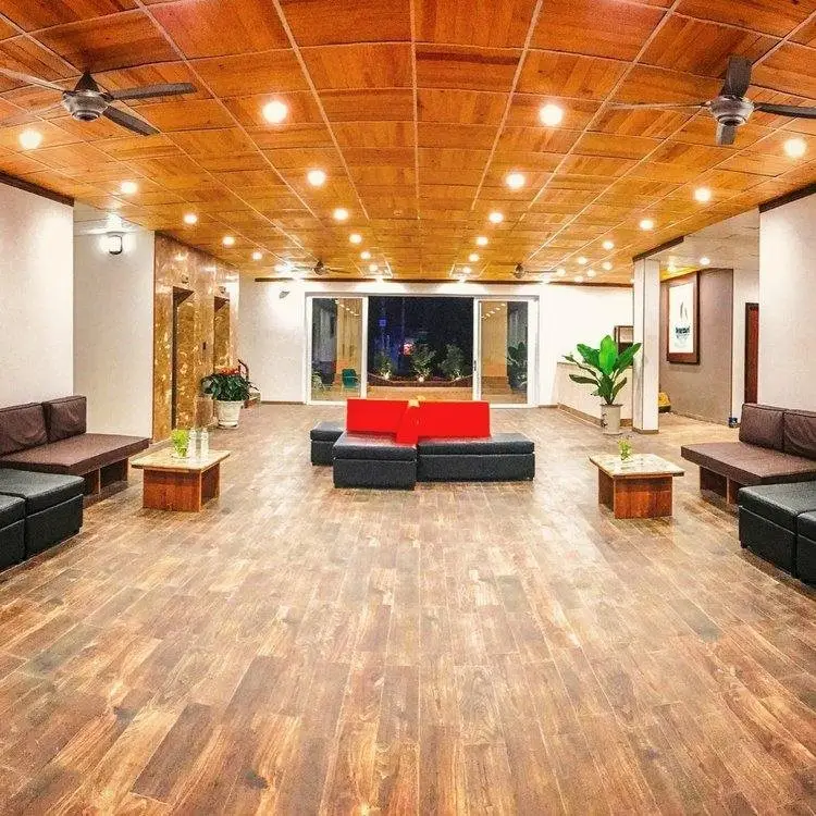 Лонг Диен: Oceanward Hotel